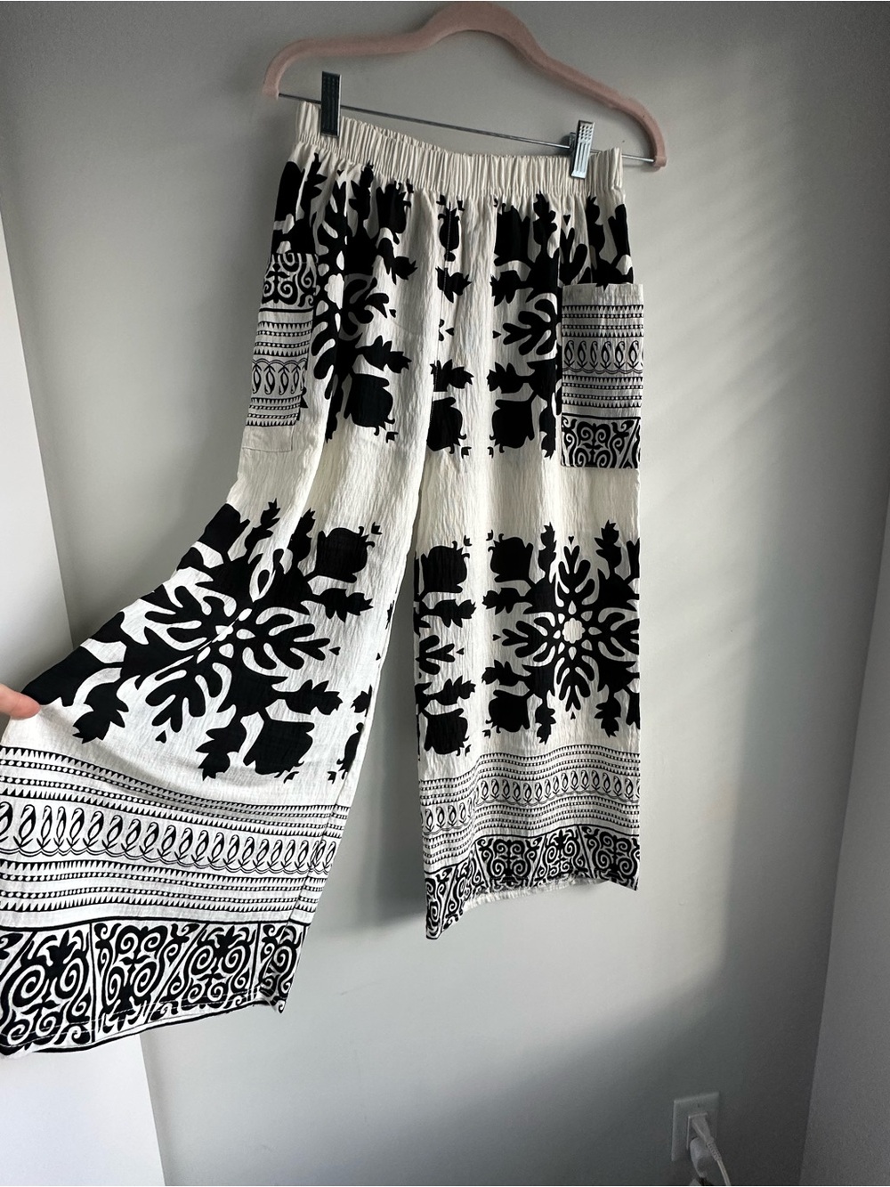 Black & White Tropical Print Wide Leg Pants